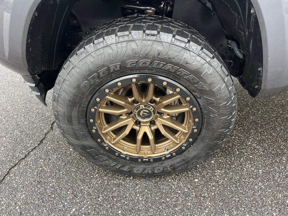 Used 2021 Toyota Tacoma TRD Sport AWD/4WD image 27