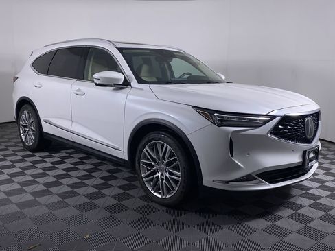 Used 2024 Acura MDX SH-AWD w/ Advance Package image 22