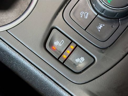 Used 2019 GMC Terrain SLT w/ Preferred Package FWD image 21
