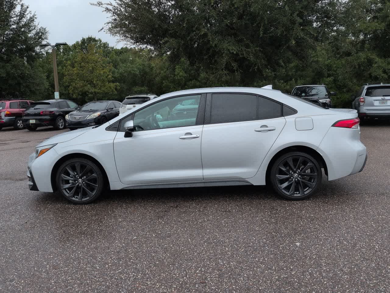 Certified 2024 Toyota Corolla SE FWD image 3