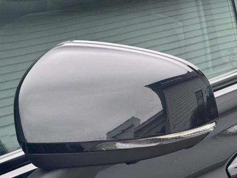 Used 2024 Volvo S60 B5 Plus image 42