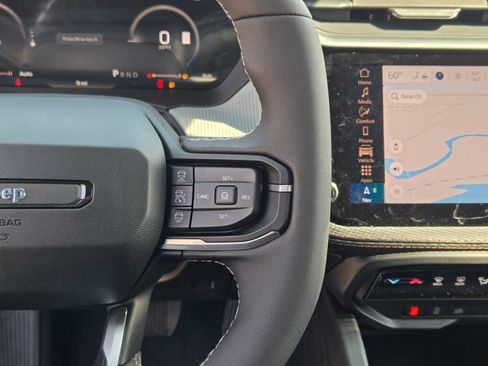 New 2026 Jeep Cherokee Limited AWD/4WD image 32