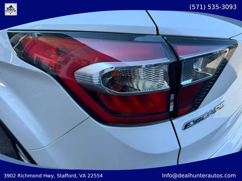 Used 2017 Ford Escape Titanium AWD/4WD image 10