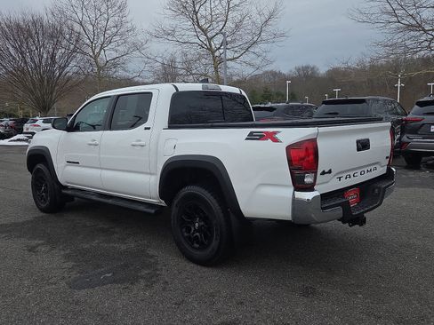 Certified 2023 Toyota Tacoma SR5 w/ SX Package image 7