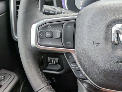 New 2026 RAM 1500 4x4 Crew Cab image 17