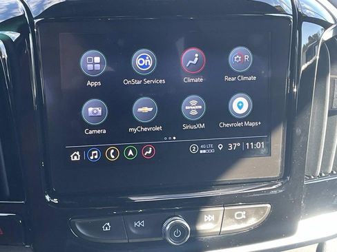 Used 2023 Chevrolet Traverse LT w/ LT Premium Package image 22