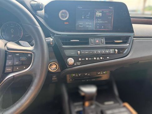 Used 2022 Lexus ES 350 w/ Premium Package FWD image 10