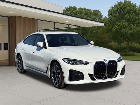 Certified 2023 BMW i4 eDrive40 w/ M Sport Package image 6