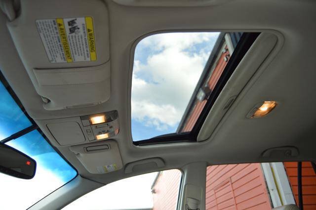Used 2010 Subaru Outback 2.5i Limited AWD/4WD image 51