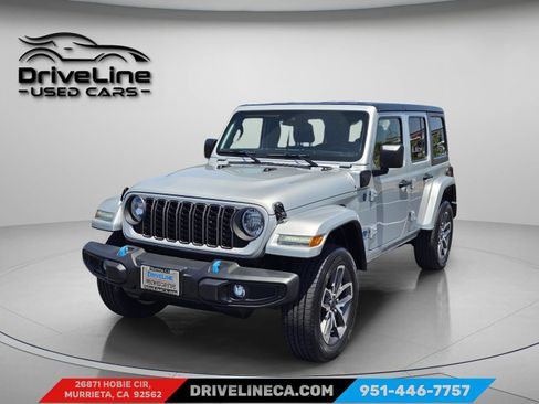 Used 2024 Jeep Wrangler Unlimited AWD/4WD image 5
