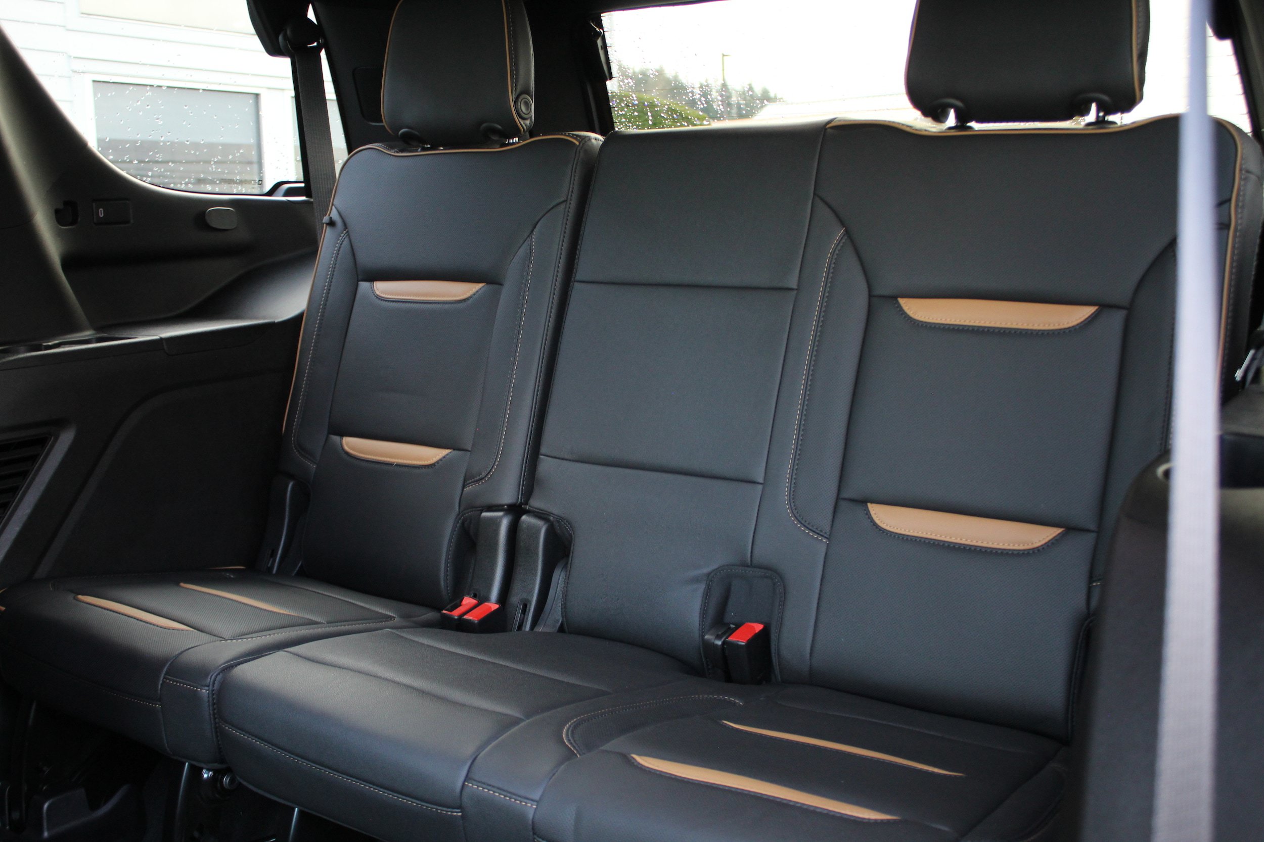 Used 2021 GMC Yukon AT4 w/ Rear Media and Nav Package AWD/4WD image 45