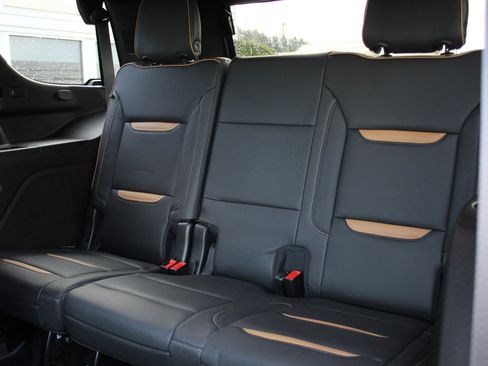 Used 2021 GMC Yukon AT4 image 45