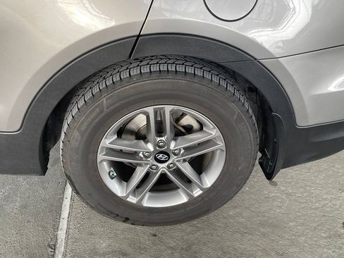 Used 2018 Hyundai Santa Fe Sport w/ 2.4L Tech Package 04 image 9