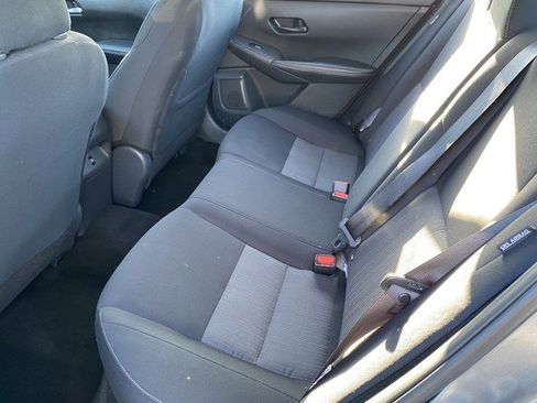 Used 2024 Nissan Sentra SV image 11