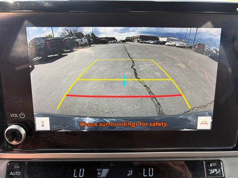 Used 2025 Toyota Camry SE FWD image 21