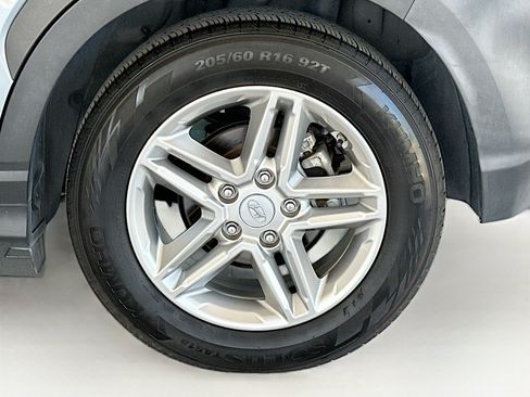 Used 2021 Hyundai Kona SE FWD image 29