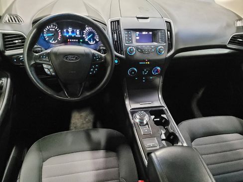 Used 2019 Ford Edge SE image 22