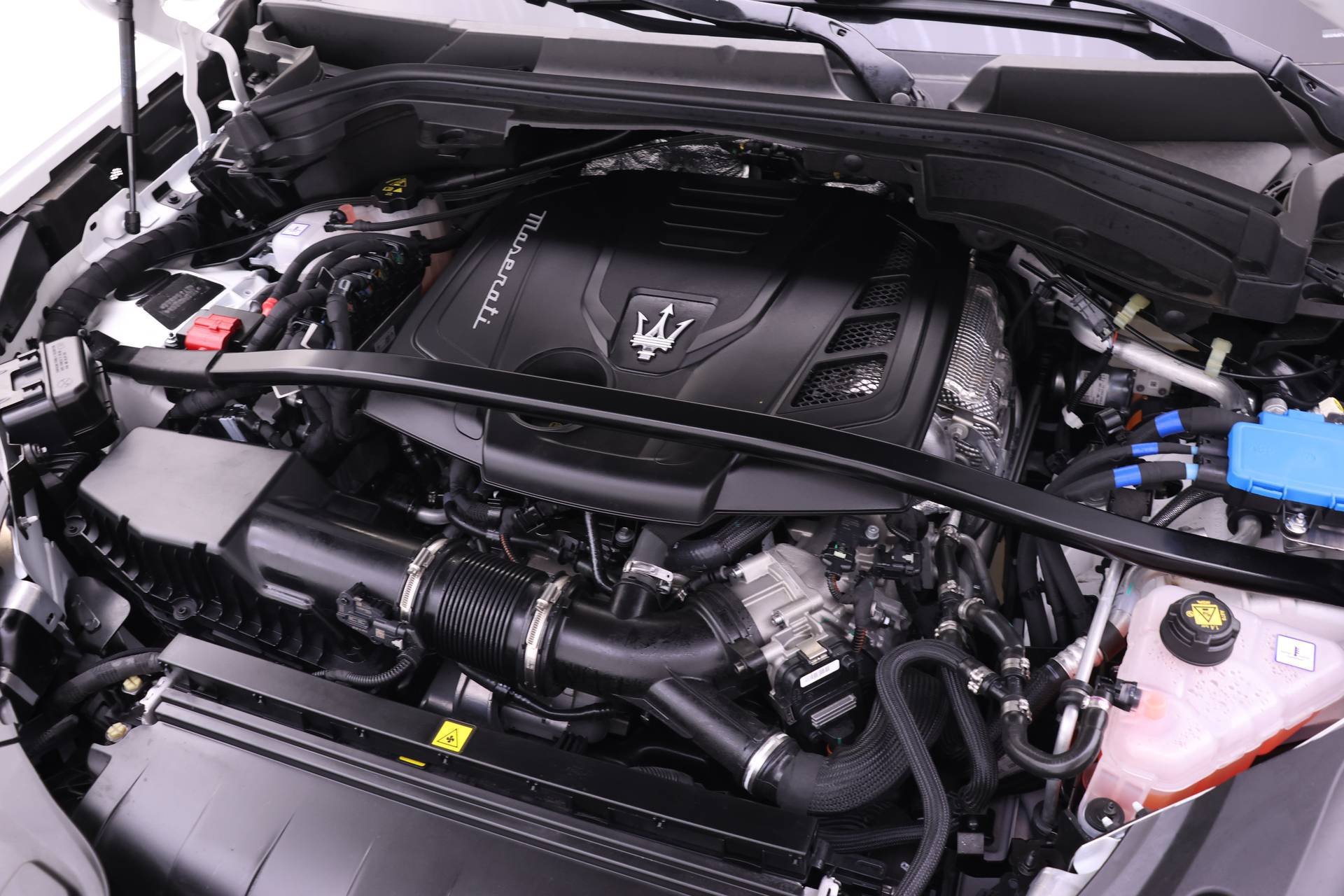 New 2024 Maserati Grecale Modena AWD/4WD image 16