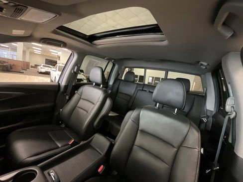 Used 2023 Honda Ridgeline RTL image 11