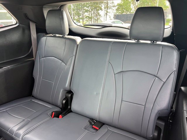 Used 2022 Buick Enclave Premium w/ Experience Buick Package AWD/4WD image 19