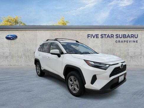 Used 2025 Toyota RAV4 LE AWD/4WD image 2