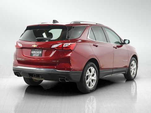 Used 2018 Chevrolet Equinox LT w/ Sun & Infotainment Package AWD/4WD image 5