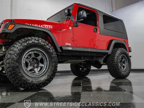 Used 2005 Jeep Wrangler Unlimited Rubicon w/ Security Group AWD/4WD image 23