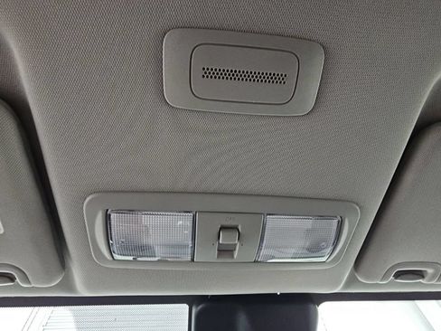 Used 2022 Nissan Frontier SV RWD image 19