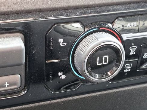 Used 2025 Chevrolet Silverado 1500 LT w/ Safety Package image 19