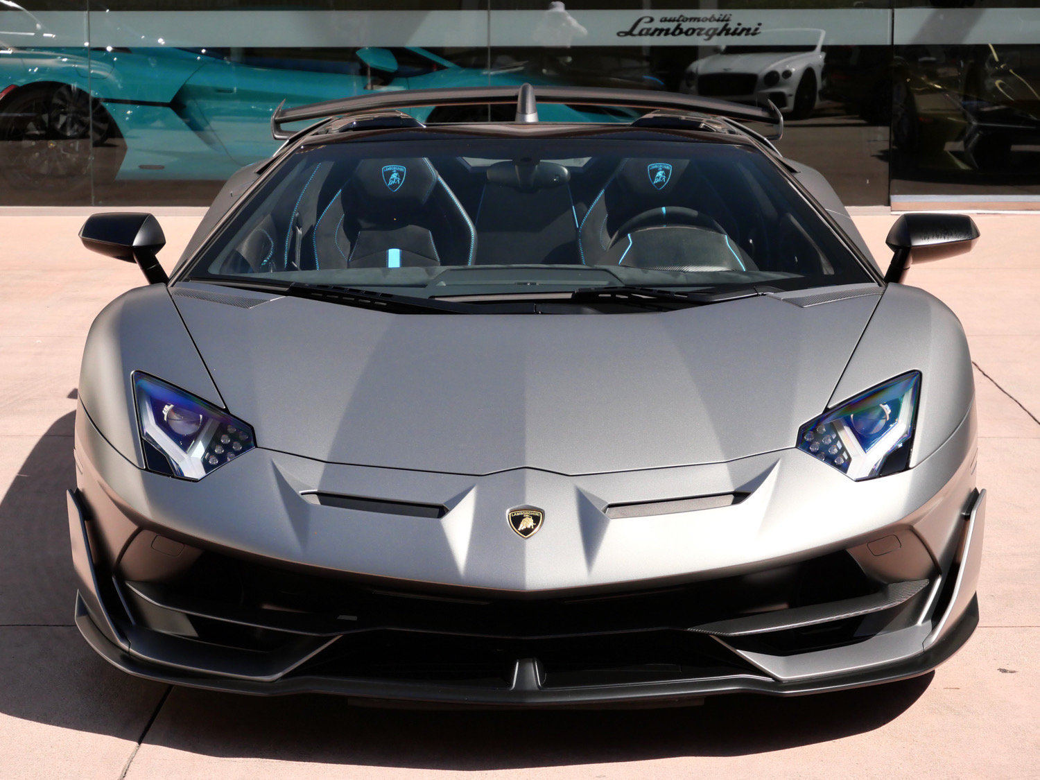 Used 2020 Lamborghini Aventador SVJ AWD/4WD image 5