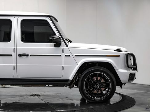 Used 2025 Mercedes-Benz G 550 w/ Exclusive Interior Package image 22