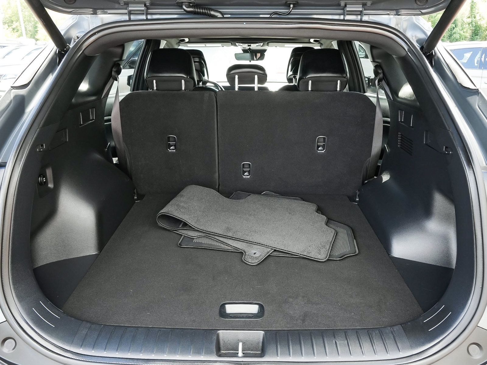 Used 2025 Kia Sportage X-Line AWD/4WD image 51