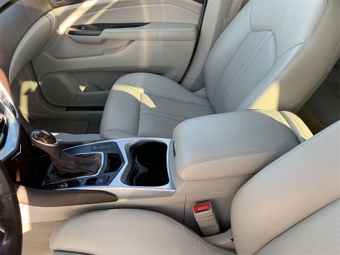 Used 2014 Cadillac SRX Luxury w/ Driver Assist Package image 21