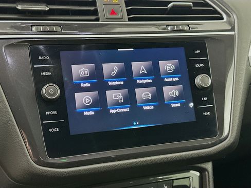 Used 2024 Volkswagen Tiguan S image 19
