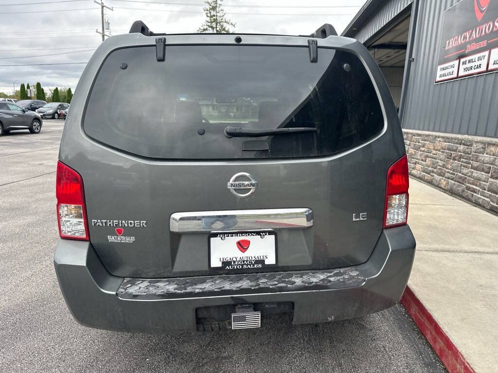 Used 2006 Nissan Pathfinder LE AWD/4WD image 4