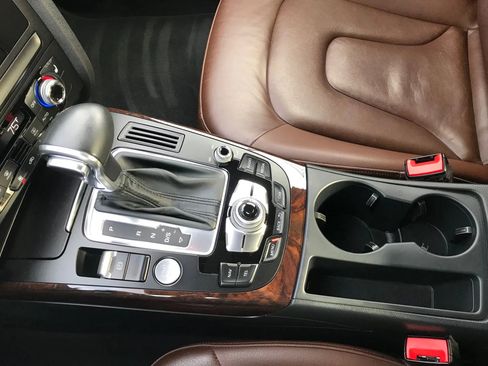 Used 2015 Audi A4 2.0T Premium Plus w/ Technology Package image 29