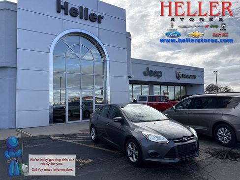 Used 2014 Ford Focus SE image 1