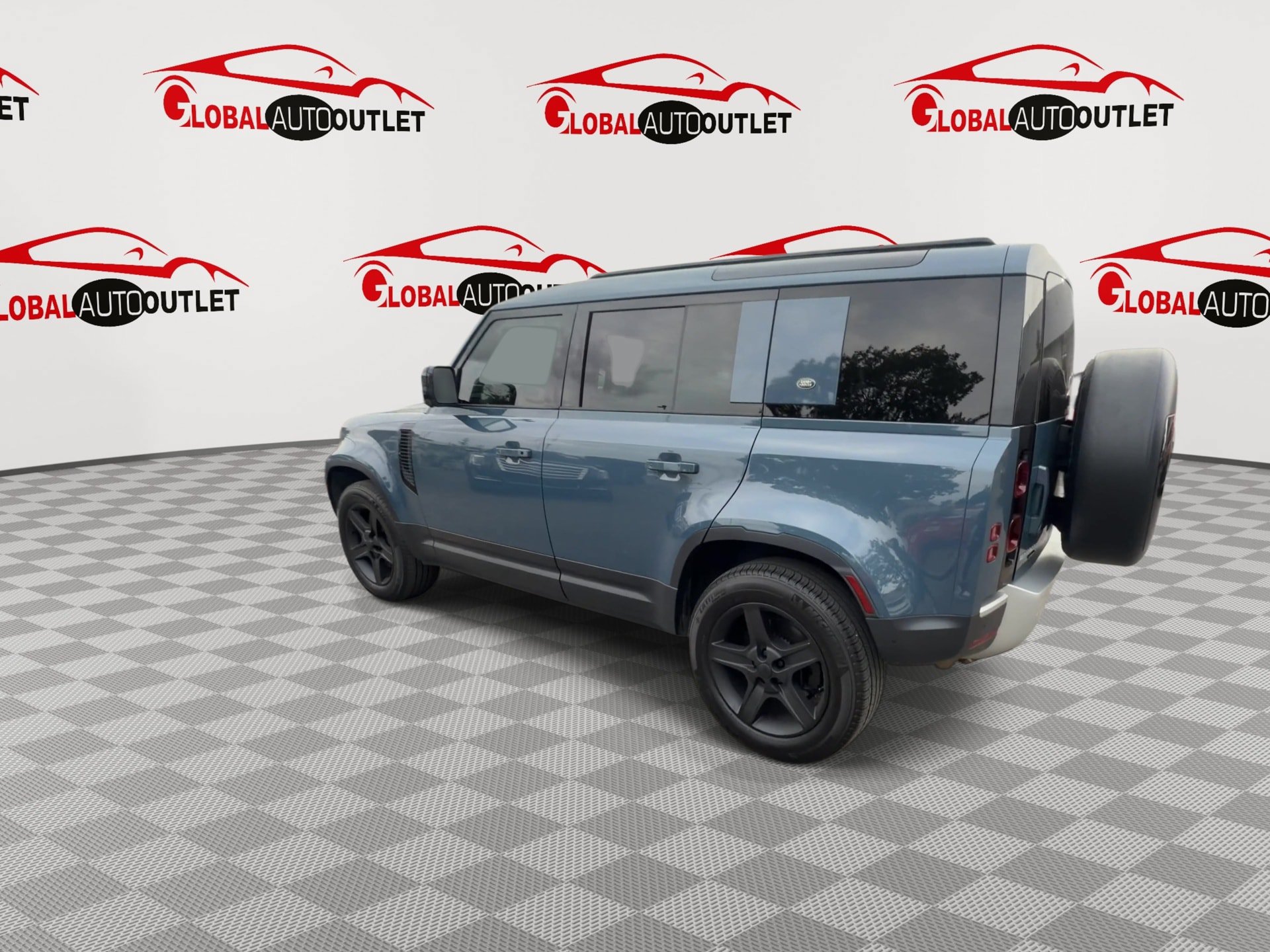 Used 2020 Land Rover Defender 110 SE AWD/4WD image 6