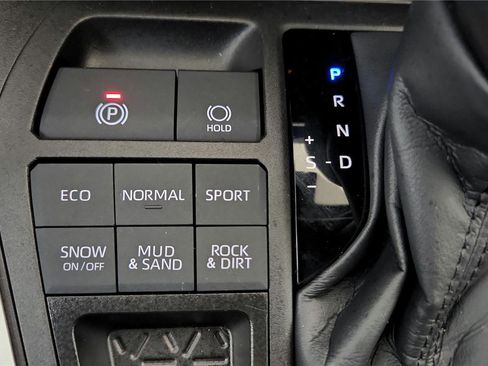 Certified 2024 Toyota RAV4 XLE Premium image 46