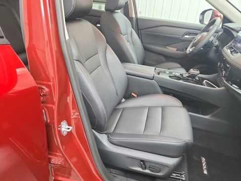 Used 2024 Nissan Rogue SL w/ SL Premium Package FWD image 38