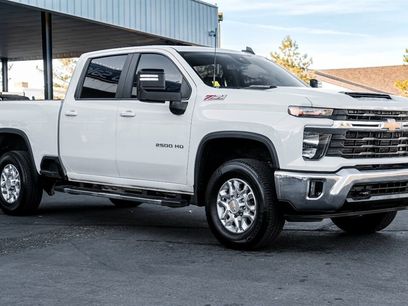 Used 2024 Chevrolet Silverado 2500 LT