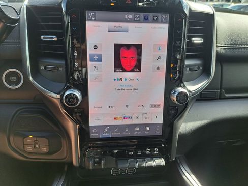 Used 2025 RAM 2500 Laramie w/ Night Edition image 11