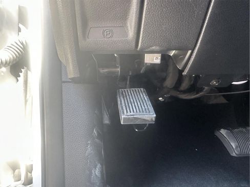 New 2026 RAM 3500 Big Horn image 19