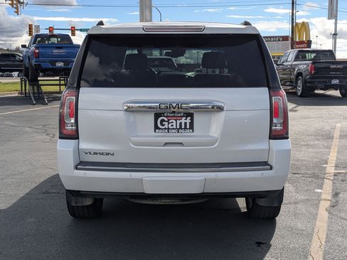 Used 2019 GMC Yukon Denali image 4