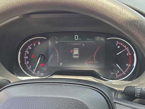 Used 2024 Toyota RAV4 XLE AWD/4WD image 24