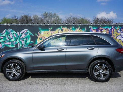 Used 2016 Mercedes-Benz GLC 300 image 7