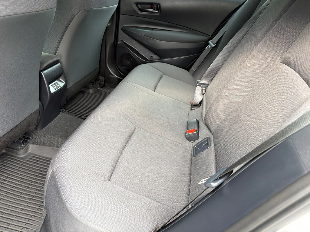 Used 2025 Toyota Corolla LE FWD image 25