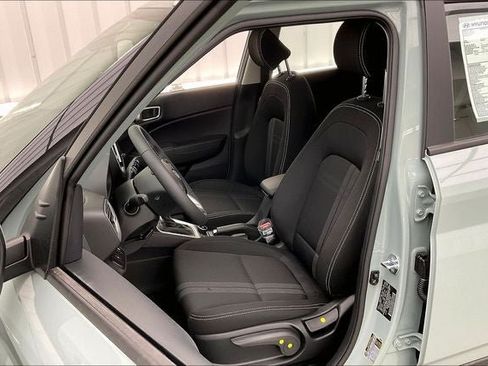 New 2026 Hyundai Venue SEL FWD image 12