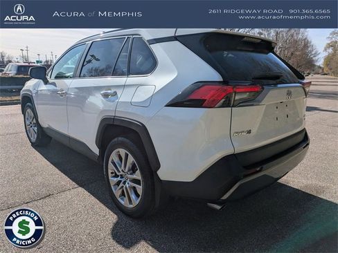 Used 2021 Toyota RAV4 Limited image 3