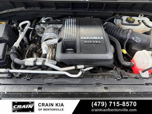 Used 2022 Chevrolet Silverado 1500 RST w/ Redline Edition AWD/4WD image 32